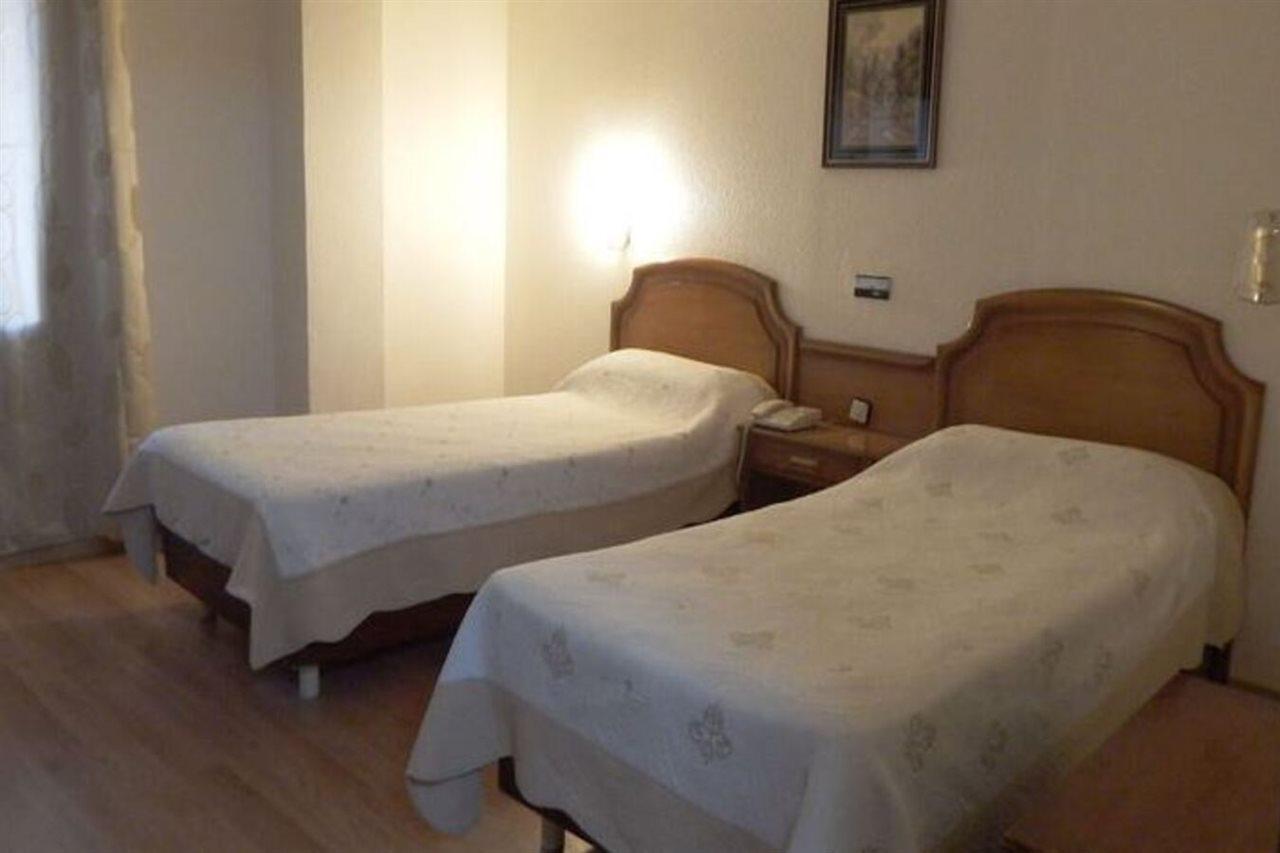 Senorial Hotel Мадрид Екстериор снимка