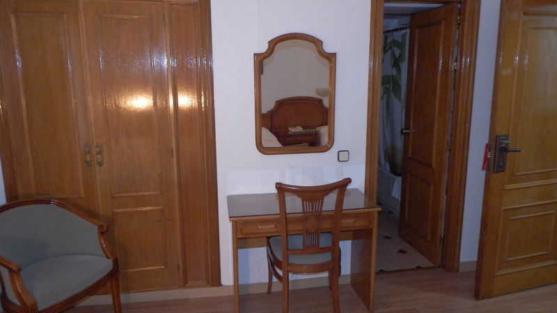 Senorial Hotel Мадрид Екстериор снимка