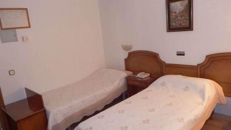 Senorial Hotel Мадрид Екстериор снимка