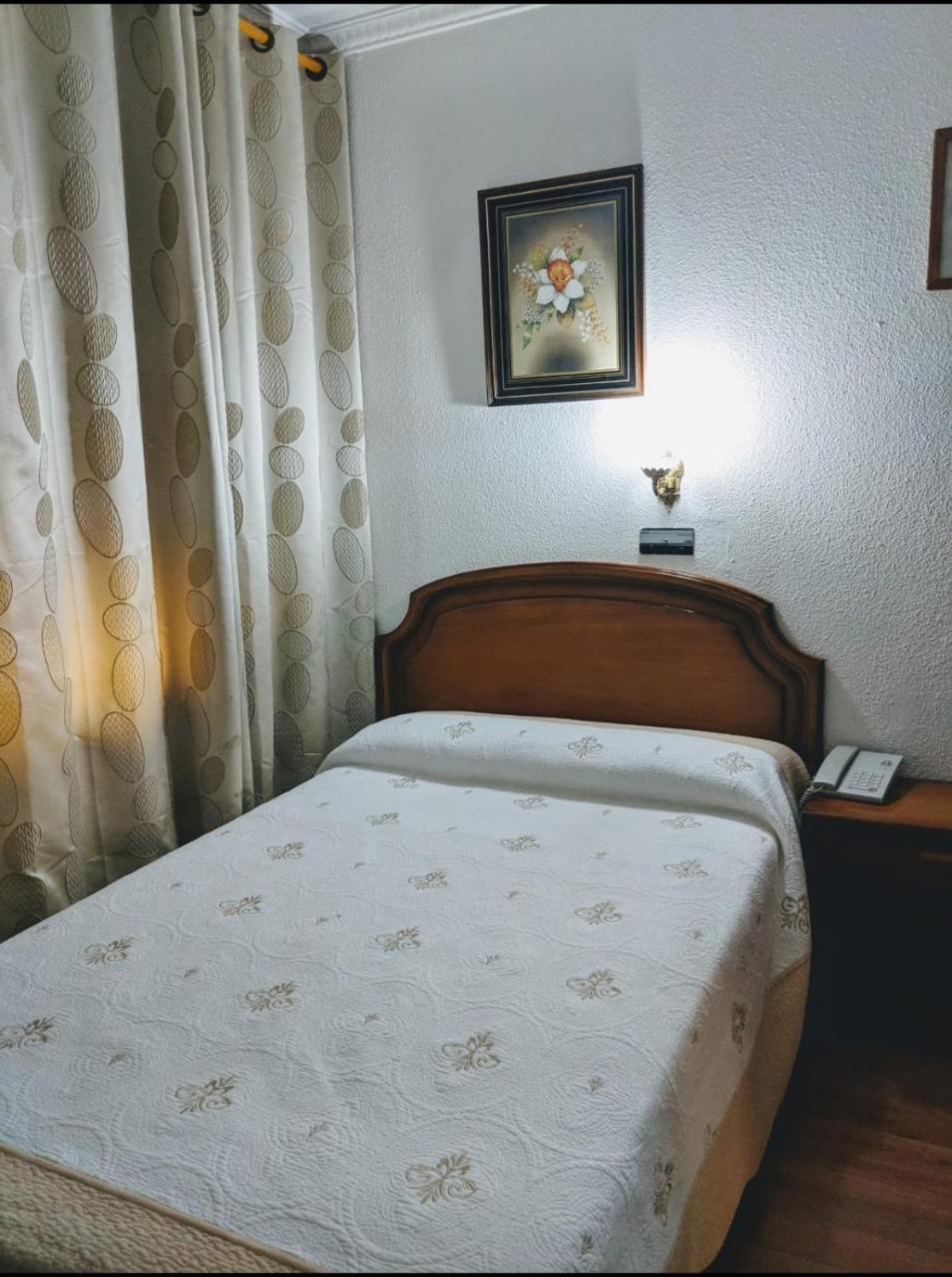 Senorial Hotel Мадрид Екстериор снимка